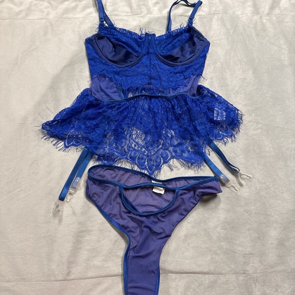 SOLD ‼️ - Picture 4 of 4